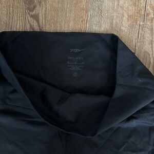 Black Yoga Dri-Fit leggings